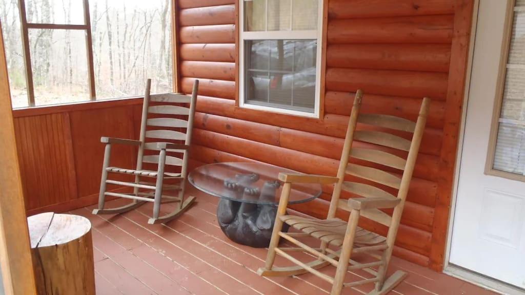 Gas Fireplace, Firepit, And Cedar Adirondack Chair Spencer Екстер'єр фото