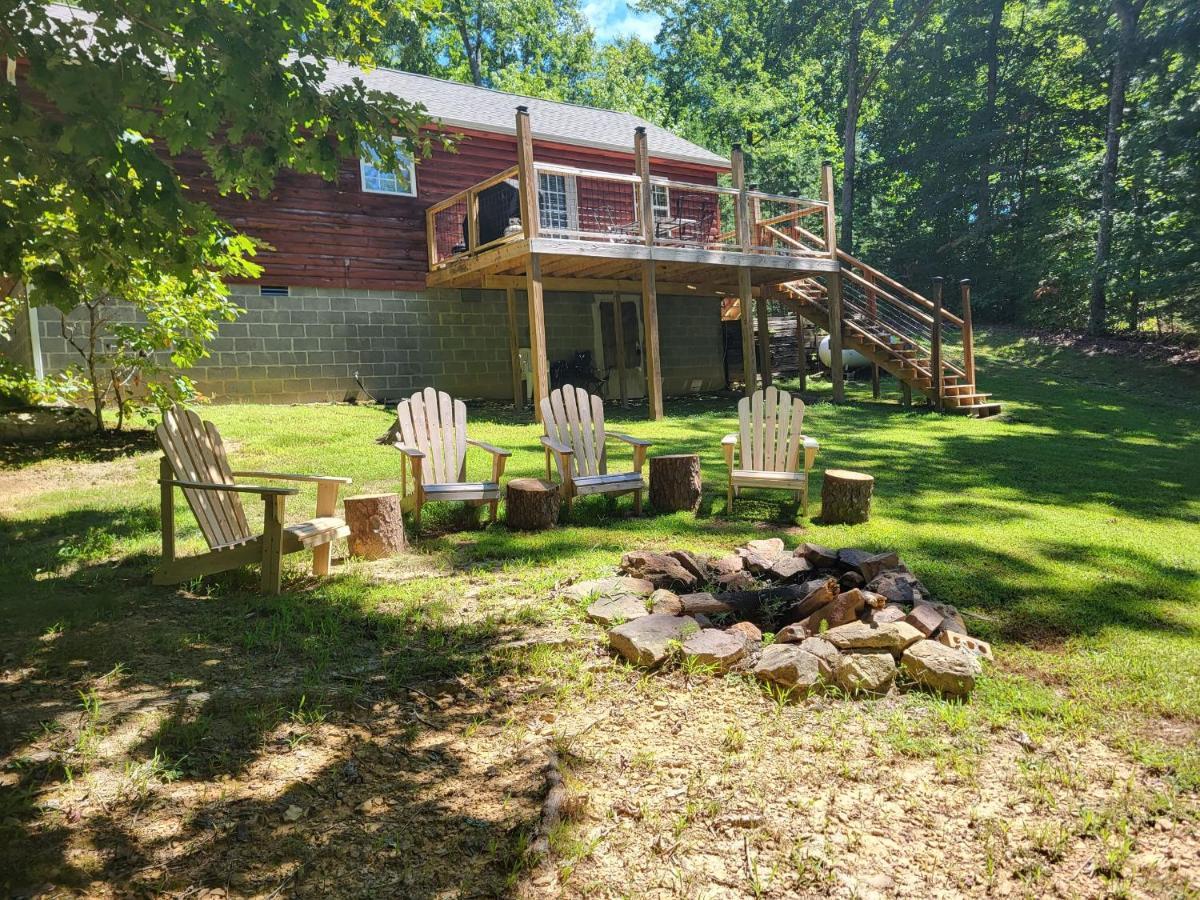 Gas Fireplace, Firepit, And Cedar Adirondack Chair Spencer Екстер'єр фото